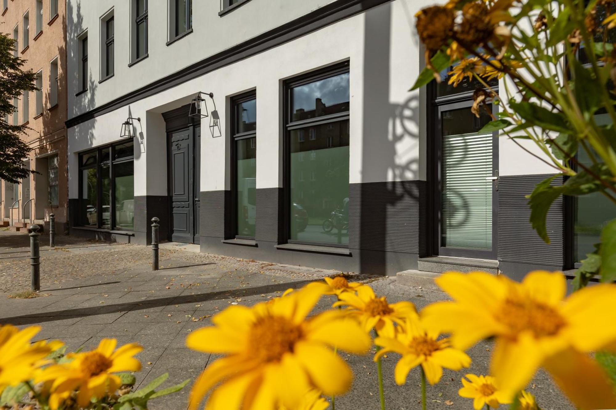 Coolest Apartment In Berlin, Easy Check-In, Industrial Style, Close To Center #3 Exterior photo